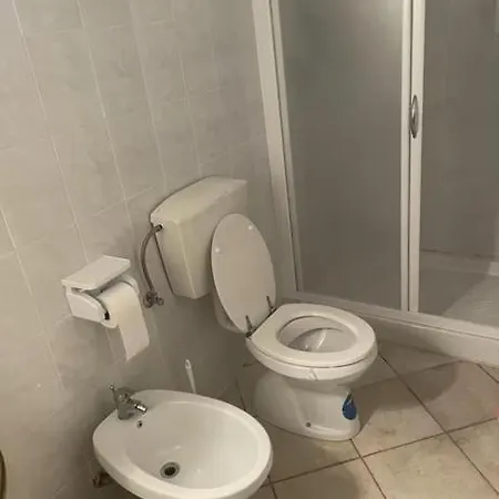 Bed and breakfast Basement In Cecina (Livorno)